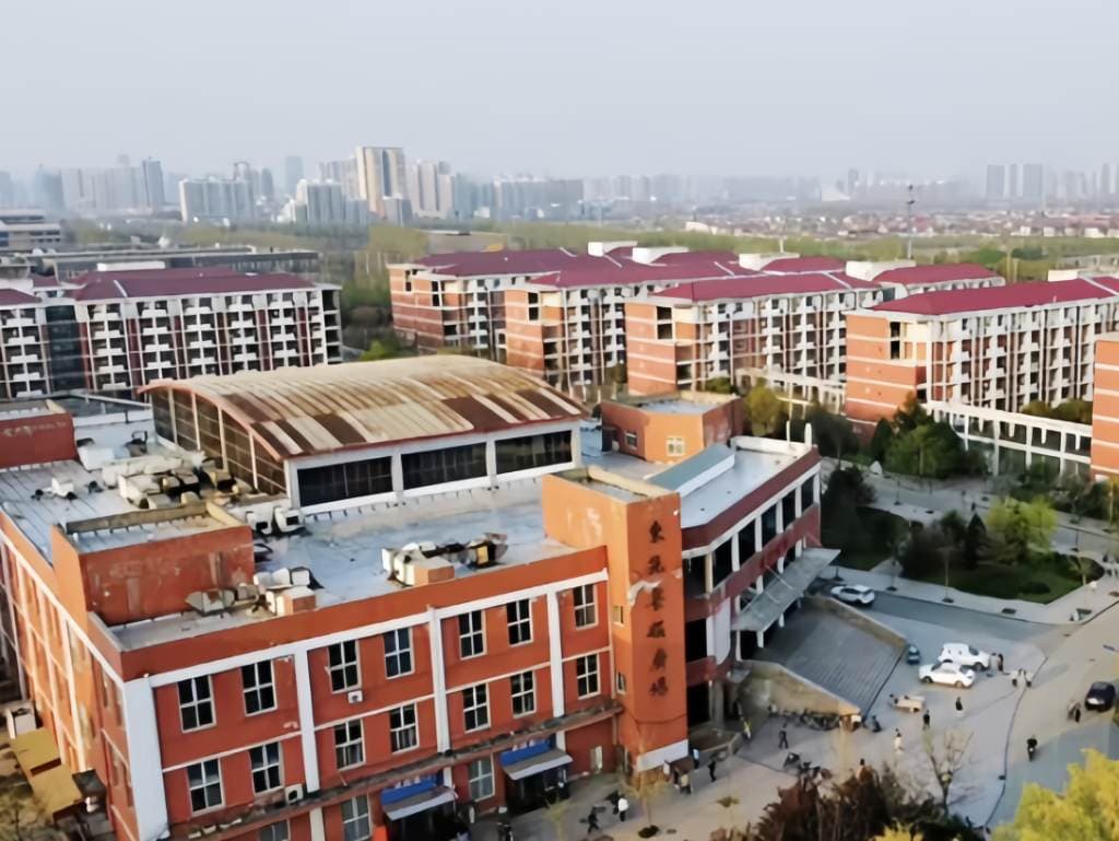 Кампус Колледж «Кэсинь» (Хэбэйский инженерный университет)