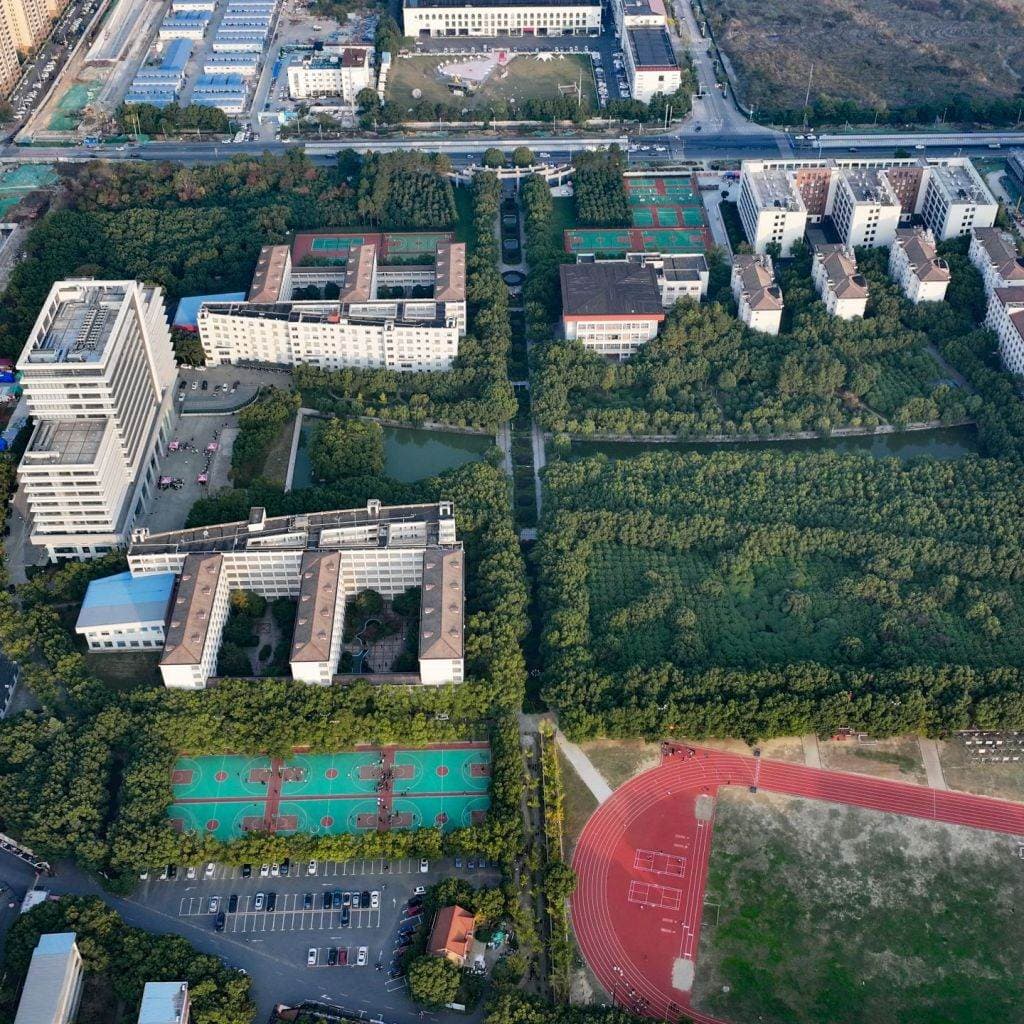 Чжэцзянский профессионально-технический колледж «Юйсян», фото 3