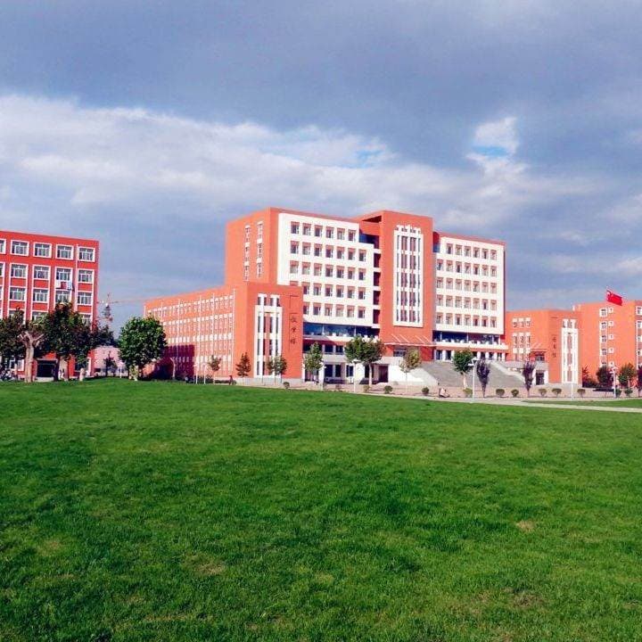 Кампус Хэбэйский профессиональный колледж «Лаодунгуаньси»