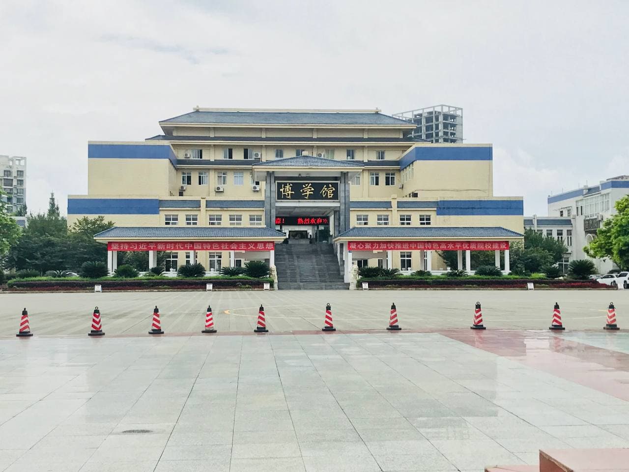 Сычуаньский транспортный профессионально-технический университет, фото 4