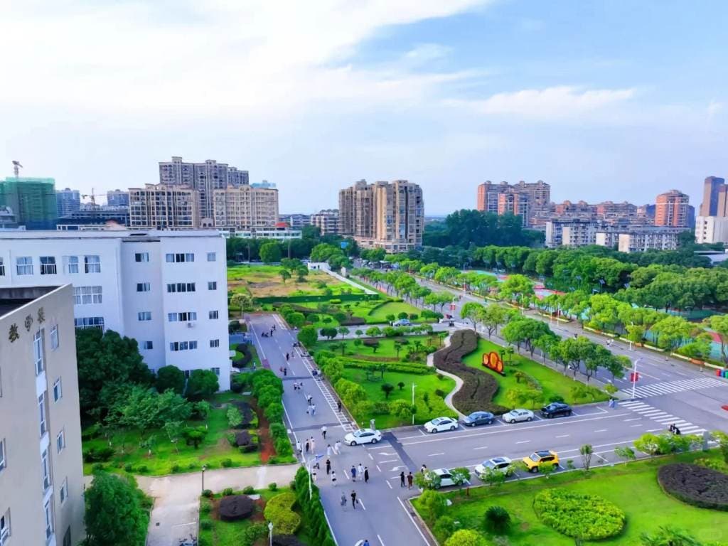 Колледж «Гунцин» (Наньчанский университет), фото 4
