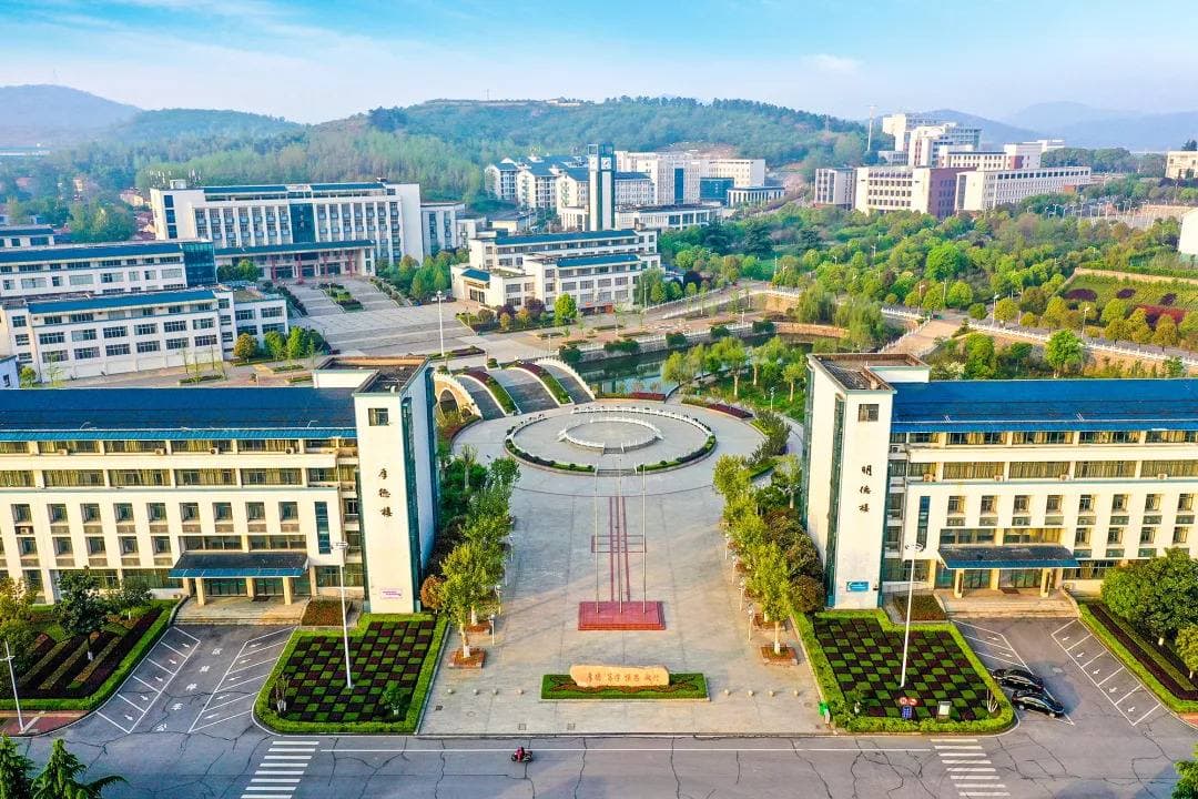 Сянянский профессионально-технический университет, фото 3