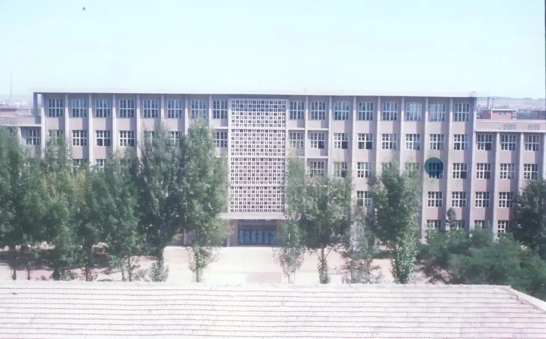 Кампус Чифэнский университет