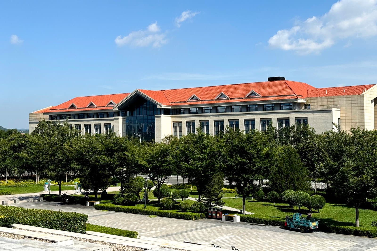 Циндаоский технологический университет, фото 3