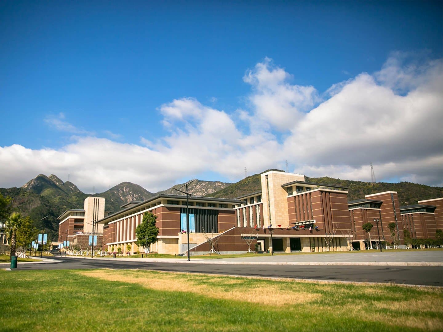 Кампус Вэньчжоуский университет «Кэньэнь»