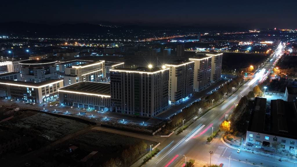 Цзаочжуанский прикладной технологический профессиональный колледж, фото 2