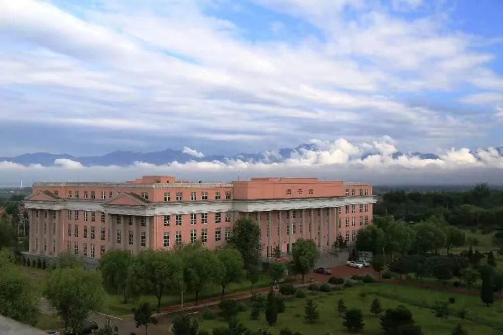 Колледж «Шицзи» (Пекинский университет почты и телекоммуникаций), фото 3