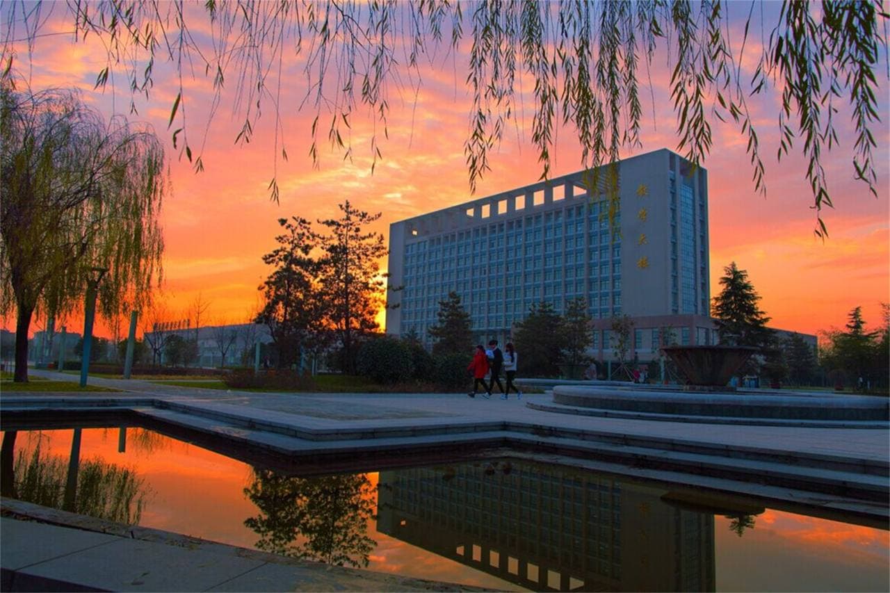 Сяньянский профессионально-технический колледж, фото 3