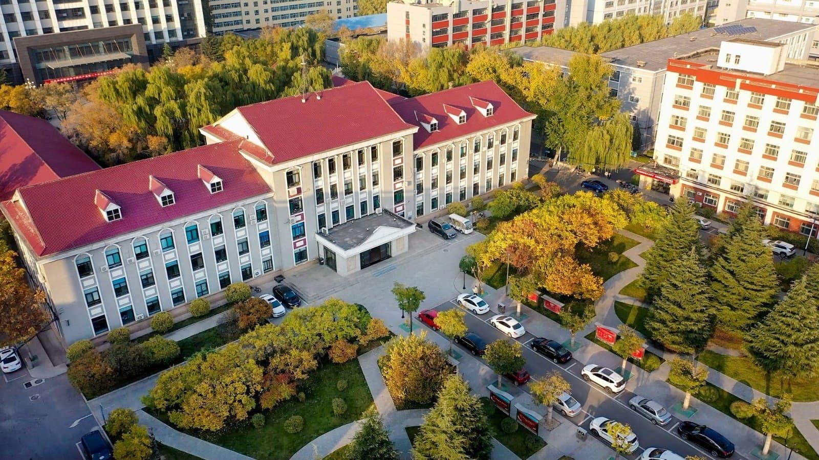 Тайюаньский университет науки и технологий, фото 3