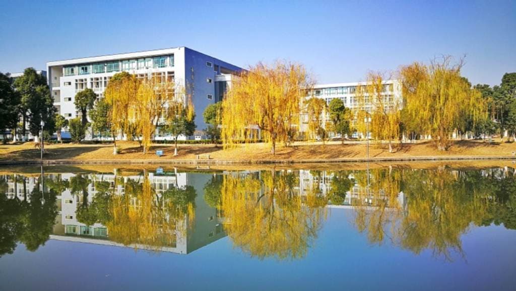 Аньцинский профессионально-технический колледж, фото 4