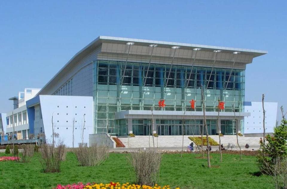 Кампус Ляонинское высшее специальное училище «Шэнцзяотун»